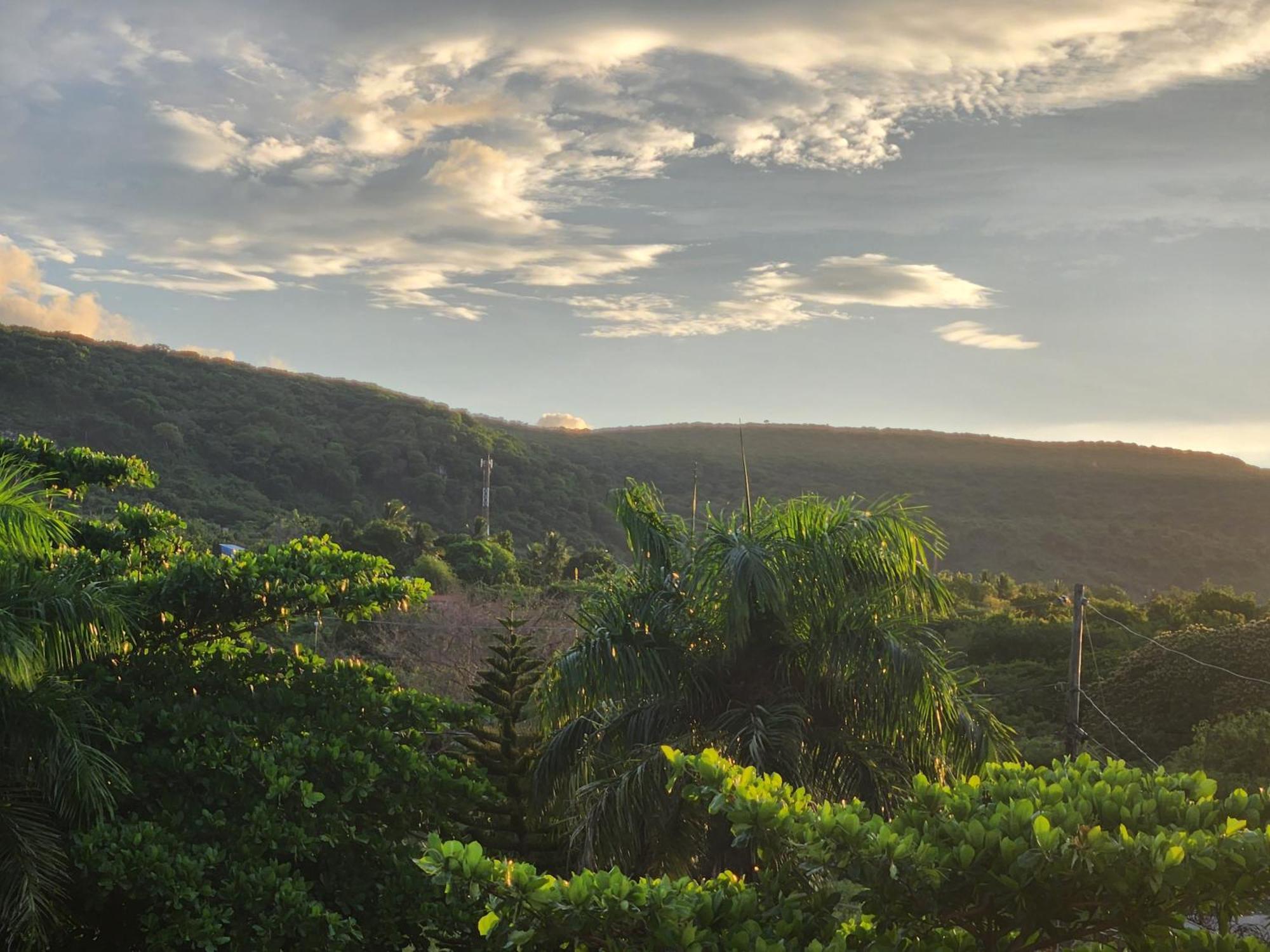 Casita Linda Larimar - 2Br Apartment With Rooftop, Bay Views, Fast Wifi, Near Beach In Barahona Eksteriør billede